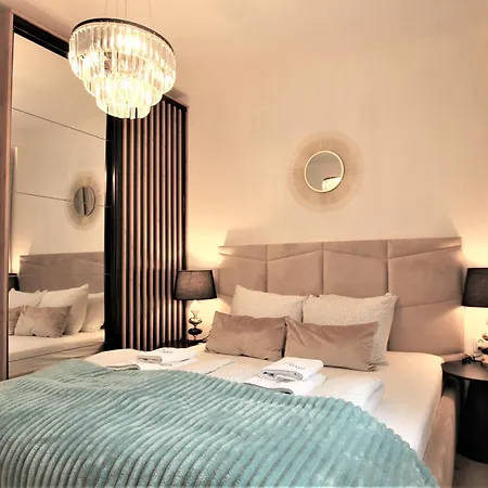 Grand Royal Baltic - Luksusowy 150 Metrow Od Plazy, Port, Taras, Bezplatny Parking, Lokalizacja W Centrum Ustki *