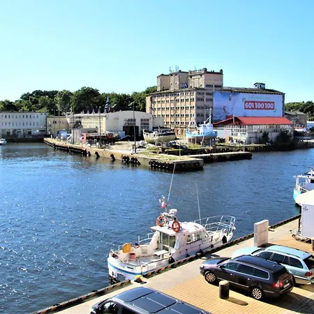 Grand Royal Baltic - Luksusowy 150 Metrow Od Plazy, Port, Taras, Bezplatny Parking, Lokalizacja W Centrum Ustki