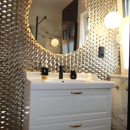 公寓 Grand Royal Baltic - Luksusowy 150 Metrow Od Plazy, Port, Taras, Bezplatny Parking, Lokalizacja W Centrum Ustki