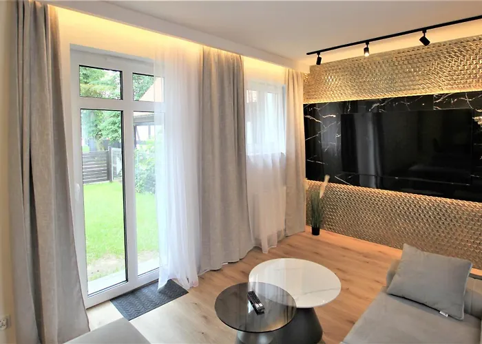 Grand Royal Baltic - Luksusowy 150 Metrow Od Plazy, Port, Taras, Bezplatny Parking, Lokalizacja W Centrum Ustki Ustka